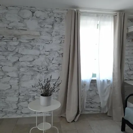 Ape Bianca - Oleandro Appartement Colico